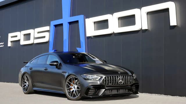 Mercedes GTS 63S AMG - osiągi, cena i unikalne cechy modelu Mercedes GTS 63S AMG - osiągi, cena i unikalne cechy modelu