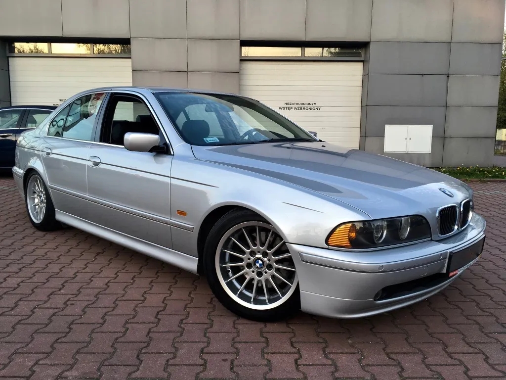 BMW M5 E46 - czy ten model istnieje? Fakty i mity