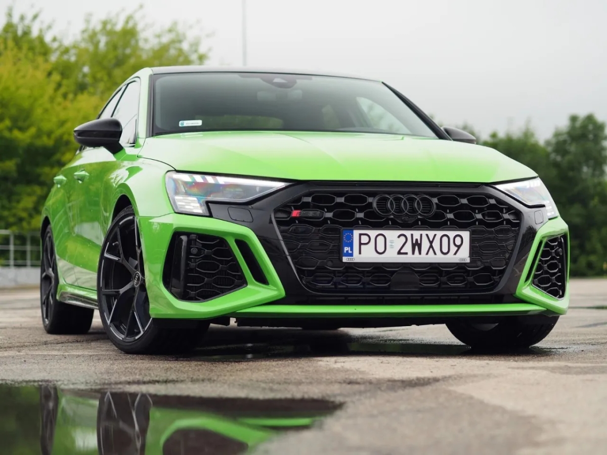 Audi RS3: Pełna moc i luksus w sportowym wydaniu