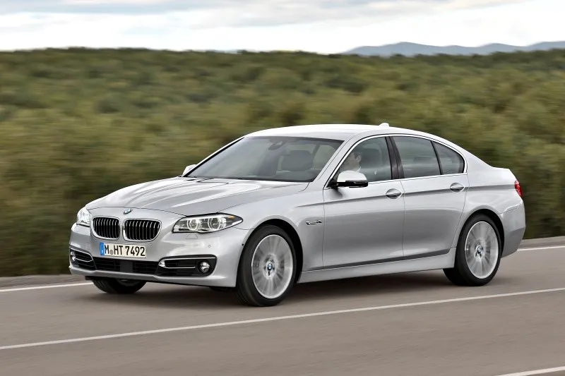 BMW F10 po liftingu: Wszystkie zmiany i ulepszenia modelu