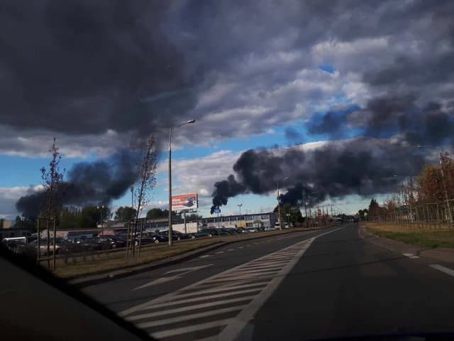 Awaria Orlenu: Przyczyny i skutki problemów z paliwem na stacjach Awaria Orlenu: Przyczyny i skutki problemów z paliwem na stacjach